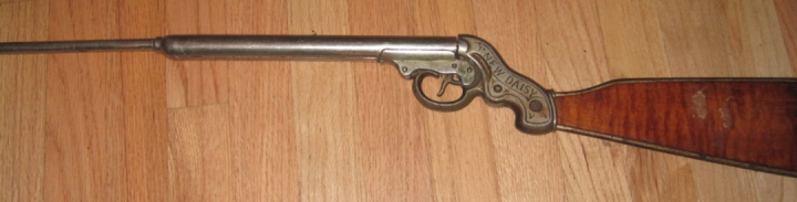 Daisy model New
bb gun