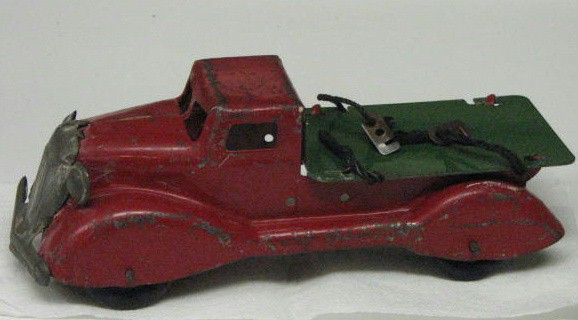 Marx 9" log
            truck