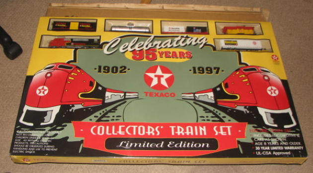 Texaco limiteded edition train new in
                          box