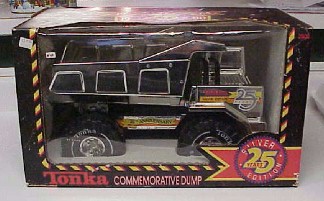 tONKA SILVER ANIV. DUMP TRUCK
      NEW IN BOX